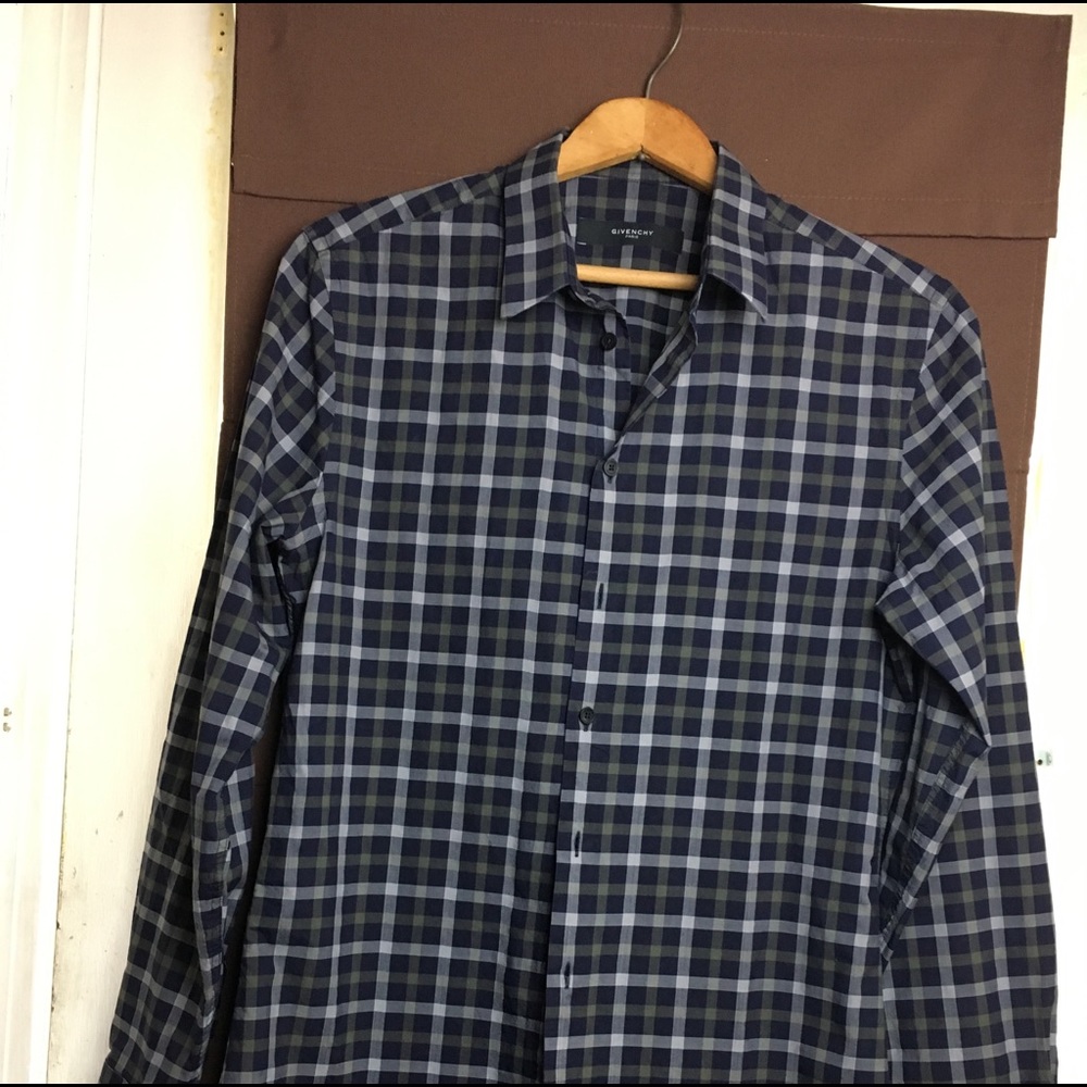 Givenchy Paris Fitted LongSleeve ButtonPlaid Shirt